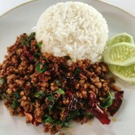 อาหารตามสั่ง อ้อมใหญ่