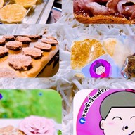 ขนมบ้าบิ่นแม่วารี ตลาดพูนทรัพย์