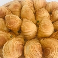 กะหรี่ปั๊บคุณรัตน์ สายไหม