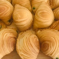 กะหรี่ปั๊บคุณรัตน์ สายไหม