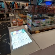 ป้าหงษ์ขนมไทย Mahanakhon Thai Taste Hub