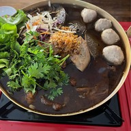 เตี๋ยว สาขาเชียงใหม่ รอปิดระบบ