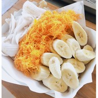 เมนูของร้าน YOLO โรตีฟิวชั่น สาขาตลาดโต้รุ่งจตุจักร ลำพูน