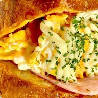 EGG CLUB ~ PIZZA ~ แซนวิชสไตล์เกาหลี บางบัวทอง