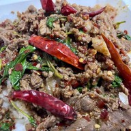 กะเพราพริกแห้งโบราณ สูตรไร้น้ำมัน ท่านคร