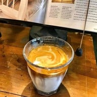 7tique coffee shop