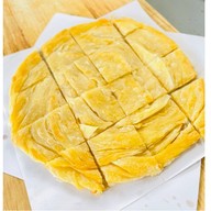 เมนูของร้าน YOLO โรตีฟิวชั่น สาขาตลาดโต้รุ่งจตุจักร ลำพูน