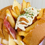EGG CLUB ~ PIZZA ~ แซนวิชสไตล์เกาหลี บางบัวทอง