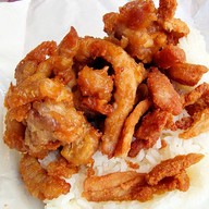 เมนูของร้าน ข้าวเหนียวหน้าหมู คุณตา รถไฟฟ้าพญาไท