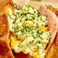 EGG CLUB ~ PIZZA ~ แซนวิชสไตล์เกาหลี บางบัวทอง