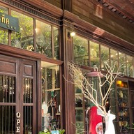 7tique coffee shop