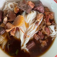 เมนูของร้าน เจ้ใส ข้าวปุ้นน้ำวัว