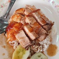 เมนูของร้าน ข้าวไก่อบ (เอแบค)