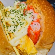 EGG CLUB ~ PIZZA ~ แซนวิชสไตล์เกาหลี บางบัวทอง