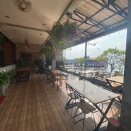 Pookai Cafe & Restaurant เกาะล้าน