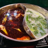 Hei Hei Hot Pot囍火锅