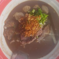 เมนูของร้าน ราชานู้ดเดิ้ล