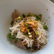 เมนูของร้าน ก๋วยเตี๋ยวเป็ด ดินแดง