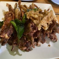 แซ่บอิสาน ลาบยโส (เส้นหลังค่ายสุรนารี)