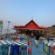ร้านอาหารแพครัวชมโขง