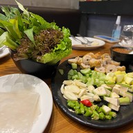 เมนูของร้าน ยัมมี่ แหนมเนือง Century The Movie Plaza Onnut