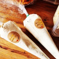 ก๋งลุ้ง ขนมโบราณต้นตำรับห้วยยอด (ไม่มีสาขา)