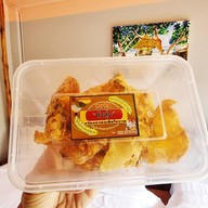 ก๋งลุ้ง ขนมโบราณต้นตำรับห้วยยอด (ไม่มีสาขา)