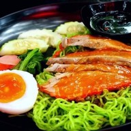 คุ้มพระยา ก๋วยเตี๋ยว บะหมี่เกี๊ยว เป็ดย่าง ติ่มซำฮาลาล วุ้นคุ้มพระยา เค้กวุ้นดอกไม้ วุ้นมาลัยวันแม่ หนองจอก