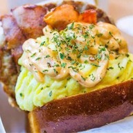 EGG CLUB ~ PIZZA ~ แซนวิชสไตล์เกาหลี บางบัวทอง