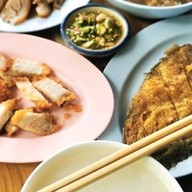 ข้าวต้มพี่เดือน ถ.ทุ่งโฮเต็ล