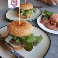 เมนูของร้าน Max Beef Burger ม.เกษตรฯ บางเขน
