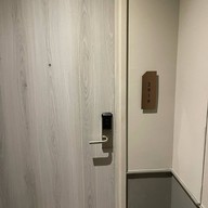 The Quarter Ari By Uhg