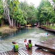 ธารคีรี (สวนน้ำกำนัน)