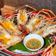 จันทร์ธารา Restaurant