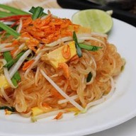 ผัดไทยยัยอ้วน