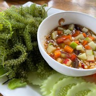 เมนูของร้าน ร้านอาหาร ฝาชี By ครัวกลางดง