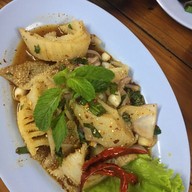 ร้านลาบอุบล คนโก้ ซอยเทียนทะเล 7