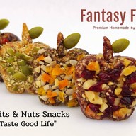 Fantasy Fruits Snacks มีสาขาเดียว