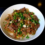 ร้านอาหาร J&N Coffee  food and drink