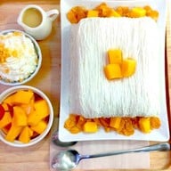 Hugo & Grace Cafe บางบ่อ-คลองด่าน