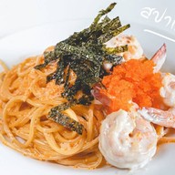 ร้านอาหาร J&N Coffee  food and drink