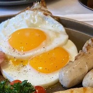 Brunch & Munch UD Town