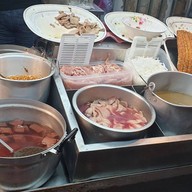เมนูของร้าน เจ๊เล็ก ก๋วยจั๊บน้ำใสเกาเหลาเลือดหมู