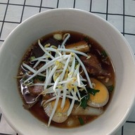 เมนูของร้าน รวมรสส์ก๋วยจั๊บน้ำข้น สูตรโบราณ