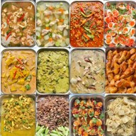 ทองสนิท - ข้าวแกง เสรีไทย 9