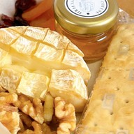 Lab Therapy cafe & spaceกังสดาล -