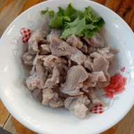 ข้าวต้มทรงเครื่องหน้าศาลหลวงตาทอง