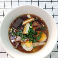 เมนูของร้าน รวมรสส์ก๋วยจั๊บน้ำข้น สูตรโบราณ