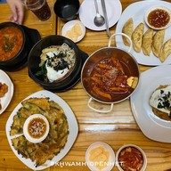 ปิดให้บริการ เมืองทอง