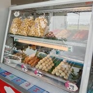 ลูกชิ้น ใจแอ้น ปลาระเบิด(ข้างเซเว่นตรงข้ามสวนนก)